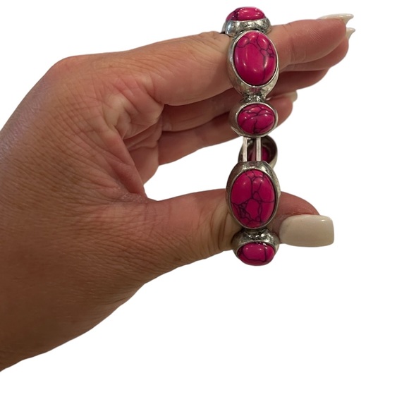 NWOT Pink Western Bracelet - Picture 3 of 4